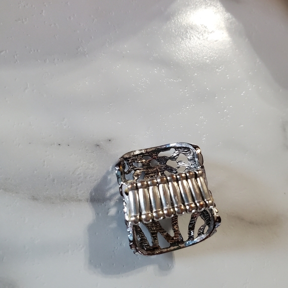 Silver Tone and Black Jewels Stretch Band Ring 💥3 for $24💥 - Picture 5 of 14